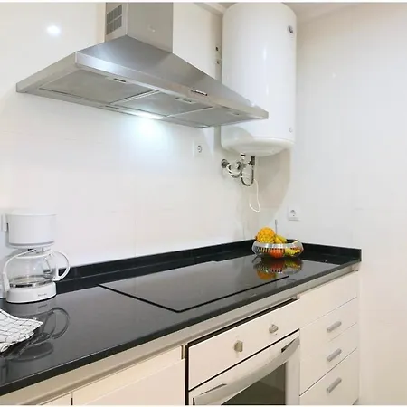 Great Location One Bedroom *